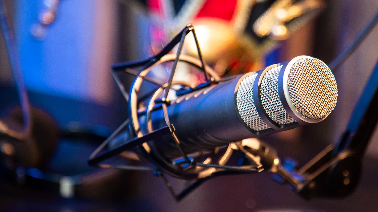 Microfone de podcast do estúdio